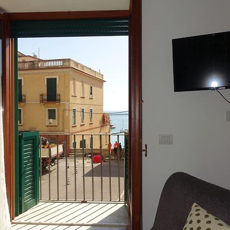 Ninina Boutique Suites Salerno Buitenkant foto