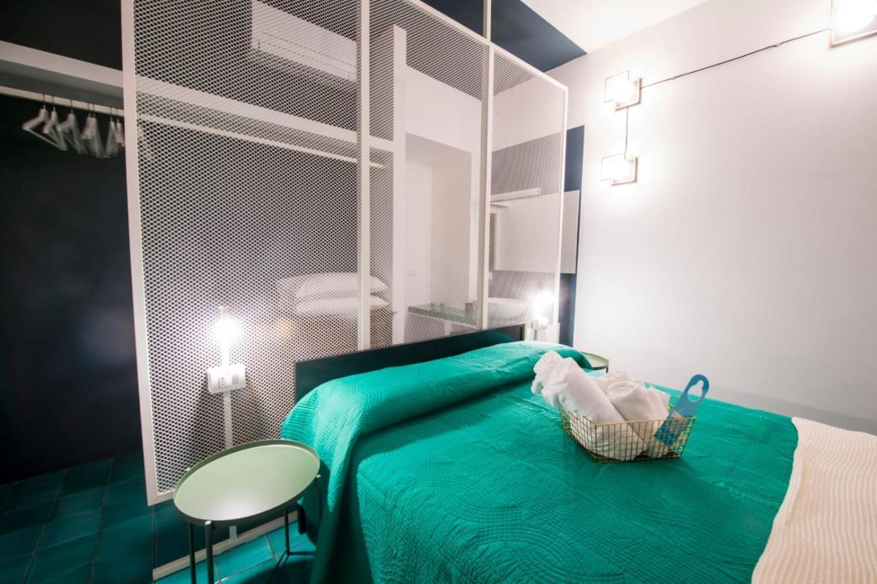Ninina Boutique Suites Salerno Buitenkant foto